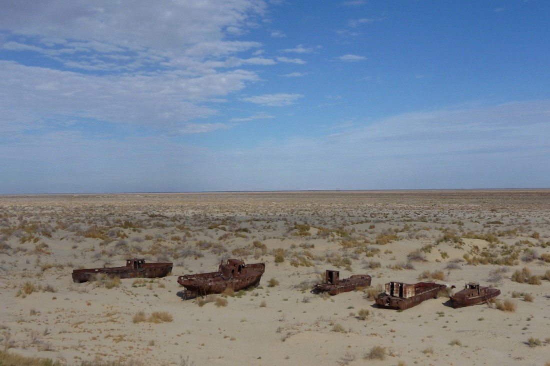 bottom of the Aral Sea